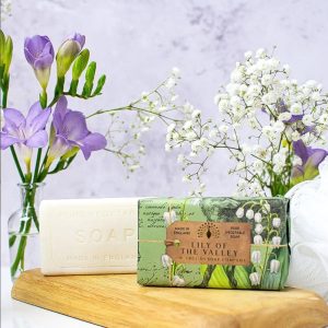 Lily of the Valley Soap 190gr van The English Soap Company, foto 3
