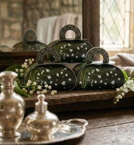 Lily of the Valley Soap in Luxury Gift Bag van The English Soap Company, foto 2